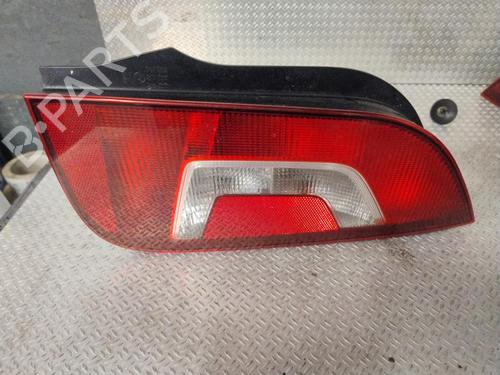 Used Right taillight Right taillight VW UP! (121, 122, BL1, BL2, BL3, 123) 1.0 (60 hp) 30311240 30311240