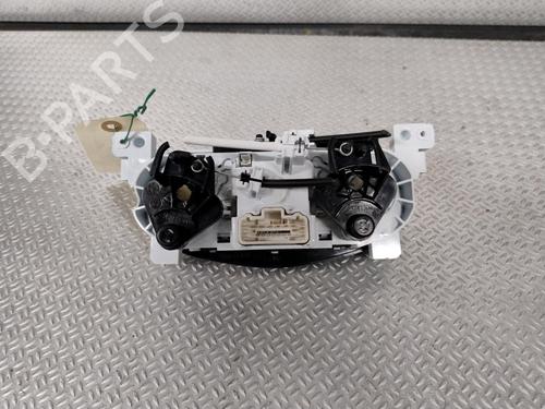 Comando chauffage DACIA SANDERO II TCe 90 (B8M1, B8MA, B8AC) (90 hp) 27193093