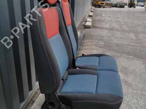 rear-seat-renault-master-iii-platformchassis-ev-hv-uv-2010-24099639 main image