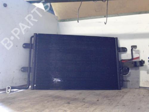 Varmeapparatregister VW GOLF IV (1J1) 1.4 16V (75 hp) 24068396
