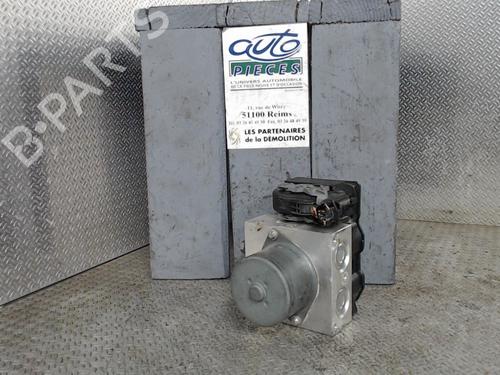 Used ABS pump FORD MONDEO IV Saloon (BA7) 1.8 TDCi (125 hp) 30483694