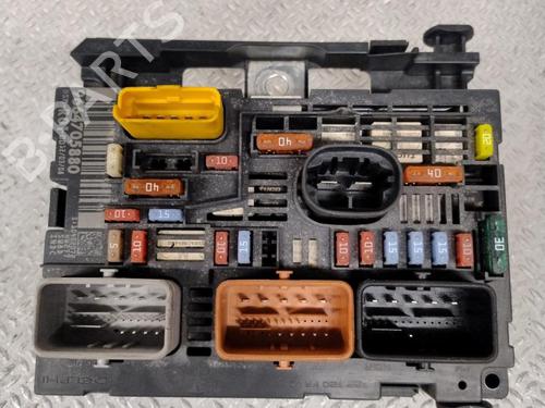 fuse-box-citroen-c4-picasso-i-mpv-ud_-2006-2007-2008-2009-2010-2011-2012-2013-2014-2015-37185633 main image
