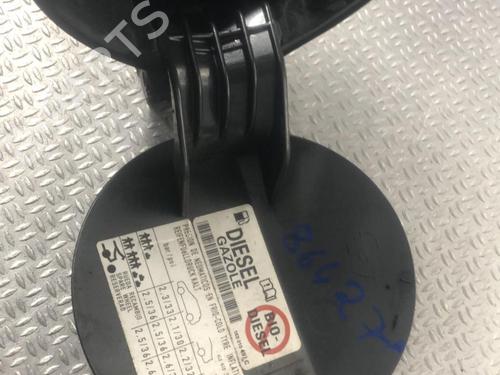 Used Fuel flap SEAT IBIZA IV ST (6J8, 6P8) 1.6 TDI (105 hp) 30797715