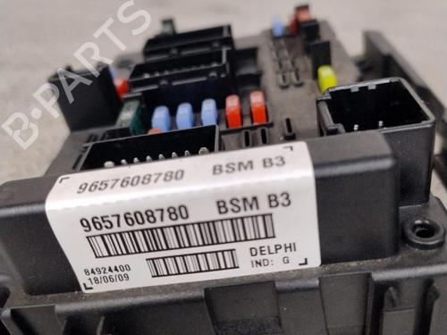 Fuse box PEUGEOT 206+ (2L_, 2M_) 1.4 HDi eco 70 | BP38762040E1 - Image 2