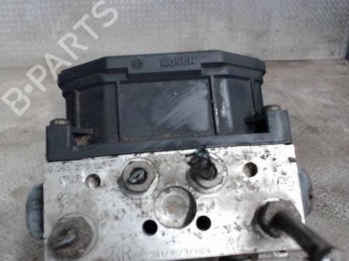 Used ABS pump ABS pump ALFA ROMEO 156 (932_) 1.9 JTD (932.A2B00, 932.A2C00) (115 hp) 30483367 30483367