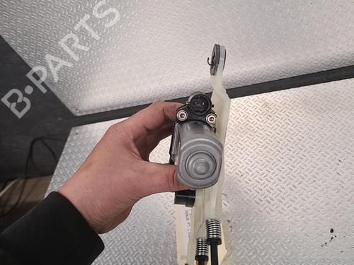 Front right window mechanism RENAULT MASTER III Bus (JV) 2.3 dCi 145 FWD (JV0F, JV0S, JV0T) | BP25884083C23