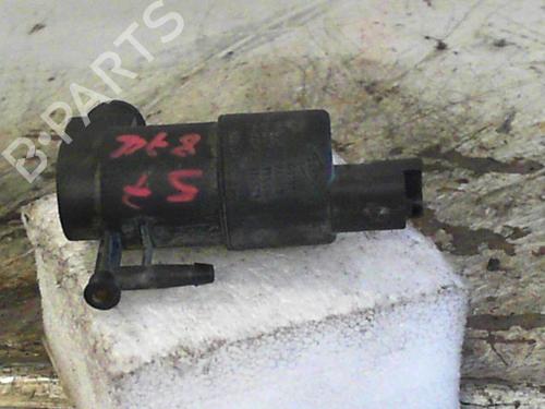 Used Washer pump Washer pump RENAULT MASTER II Van (FD) 2.5 dCi 100 (FD0U, FD0V, FD3U, FD3V, FD8U, FD8V) (99 hp) 24066857 24066857