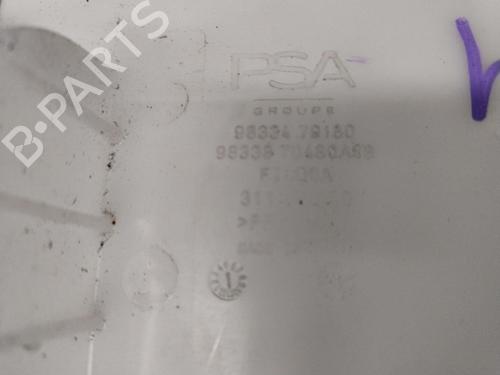 Used Windscreen washer tank Windscreen washer tank CITROËN C4 III (BA_, BB_, BC_) ë-C4 (BCZKXC, BZCKSC) (136 hp) 30651695 30651695
