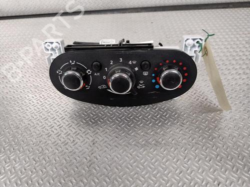 Used Climate control Climate control DACIA SANDERO II TCe 90 (B8M1, B8MA, B8AC) (90 hp) 27193093 27193093