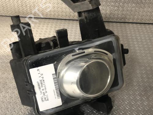 left-front-fog-light-opel-zafira-zafira-family-b-a05-2005-2006-2007-2008-2009-2010-2011-2012-2013-2014-2015-2016-2017-2018-2019-24060565 main image