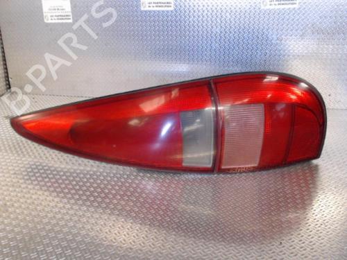 Used Right taillight Right taillight RENAULT LAGUNA I Grandtour (K56_) [1995-2002] 24073428 24073428