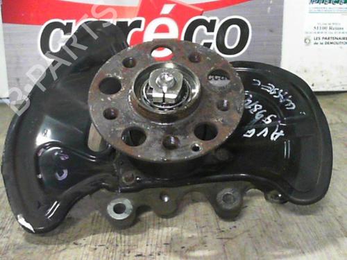 Used Left front steering knuckle Left front steering knuckle MERCEDES-BENZ C-CLASS (W204) C 220 CDI (204.008) (170 hp) 24067710 24067710