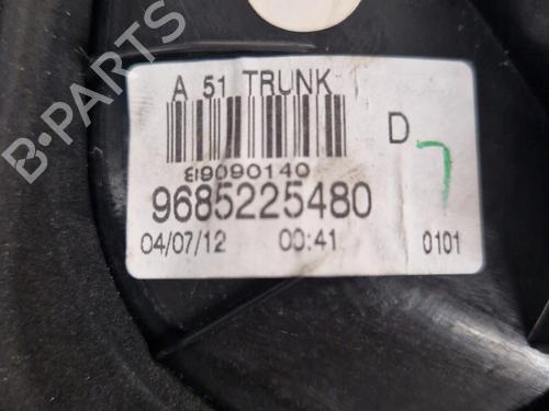 Used Right tailgate light CITROËN C3 II (SC_) 1.4 VTi 95 (95 hp) 24101668