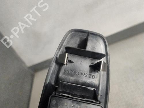 Left front window switch PEUGEOT 208 I (CA_, CC_) 1.0 VTi | BP38473796I27 - Image 4