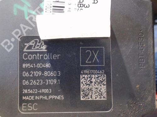 Used ABS pump TOYOTA YARIS (_P13_) 1.5 (NSP131_) (112 hp) 30483754