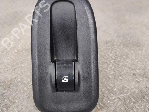 switch-renault-master-iii-van-fv-2010-36462830 main image
