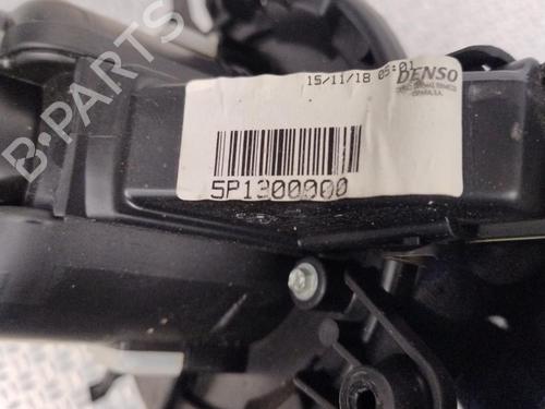 Heater blower motor PEUGEOT 5008 II (MC_, MJ_, MR_, M4_) 2.0 BlueHDi 180 (MJEHZW, MJEHZR, MJEHZP) | BP25703965M62 
