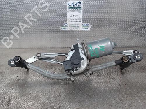 Used Front wiper motor ALFA ROMEO MITO (955_) 1.4 MultiAir (955AXL1B) (105 hp) 24079257