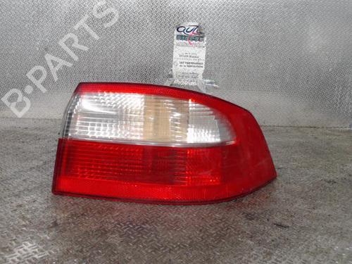 Used Right taillight RENAULT LAGUNA II (BG0/1_) 1.6 16V (BG0A, BG0L) (107 hp) 24087777