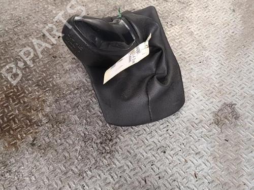 Selector da caixa Selector da caixa PEUGEOT 208 I (CA_, CC_) 1.4 HDi (68 hp) 24100926 24100926