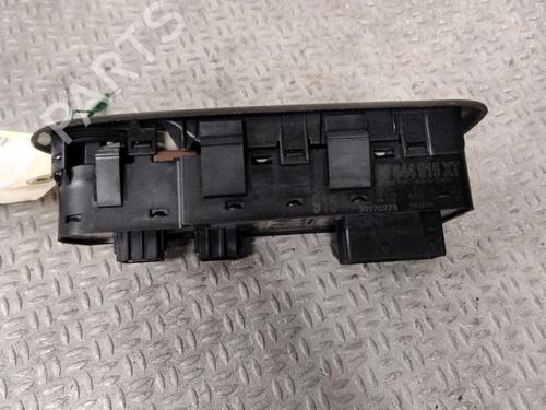 Used Left front window switch PEUGEOT 308 I (4A_, 4C_) 1.6 HDi (90 hp) 28573025