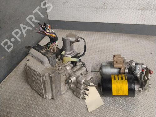 Used ABS pump ABS pump TOYOTA AURIS (_E15_) 1.8 Hybrid (ZWE150_, ZWE150R) (136 hp) 33458284 33458284