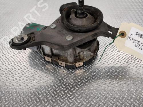 Used Front wiper motor Front wiper motor CITROËN C4 Picasso II 1.6 HDi / BlueHDi 115 (115 hp) 26015427 26015427