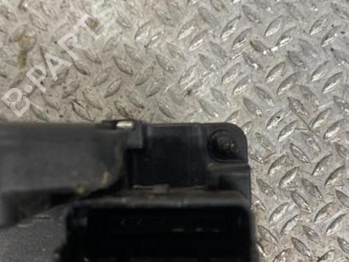 Used Front right lock NISSAN MICRA III (K12) 1.2 16V (80 hp) 24101108