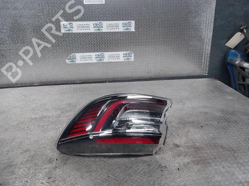 hyre-baklys-renault-clio-v-b7_-2019-24062173 main image