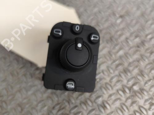 mirror-switch-audi-q3-f3b-2018-40553376 main image