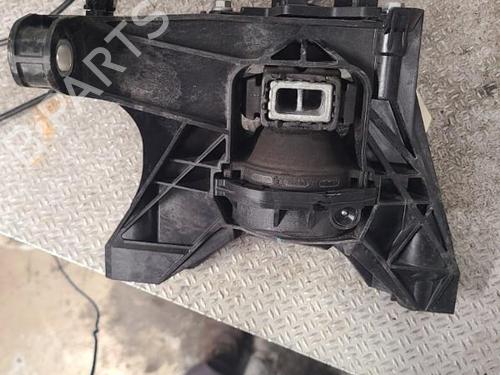Used Engine mount Engine mount PEUGEOT PARTNER Box Body/MPV (K9) 1.5 BlueHDi 100 (102 hp) 24139221 24139221