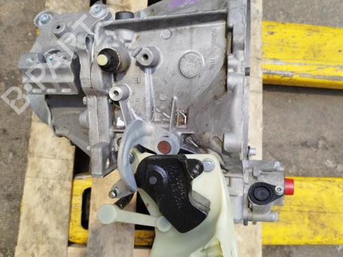 Used Gearbox PEUGEOT 207 (WA_, WC_) 1.6 HDi (90 hp) 24060221