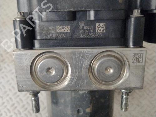 ABS pump RENAULT TWINGO III (BCM_, BCA_) 0.9 TCe 95 | BP35269638M43 - Image 2