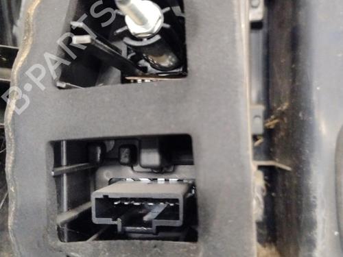 right-taillight-dacia-logan-mcv-ii-2013-33331013 main image