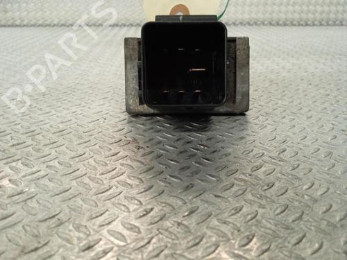 Used Electronic module Electronic module RENAULT SCÉNIC II (JM0/1_) 1.5 dCi (JM1E, JM16) (106 hp) 24061028 24061028