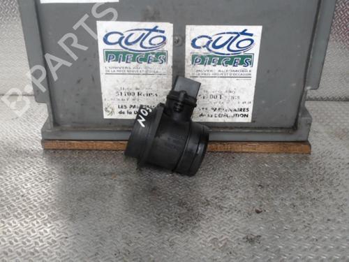 Used Mass air flow sensor Mass air flow sensor SEAT LEON (1P1) 1.9 TDI (105 hp) 24073155 24073155