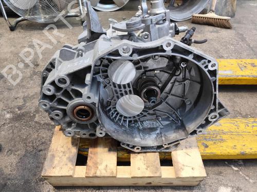 Used Gearbox Gearbox OPEL ZAFIRA TOURER C (P12) 1.6 CDTI (75) (136 hp) 39698823 39698823