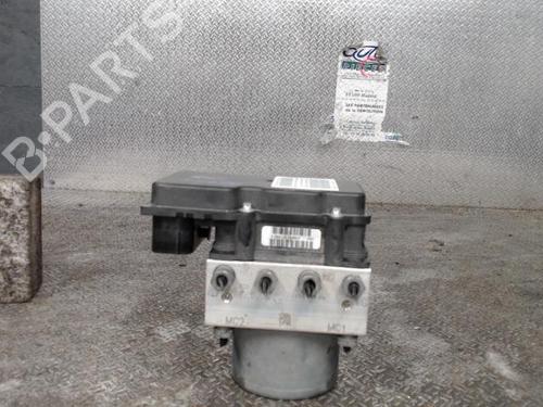 ABS PEUGEOT 308 I (4A_, 4C_) 1.6 HDi (90 hp) 30484095