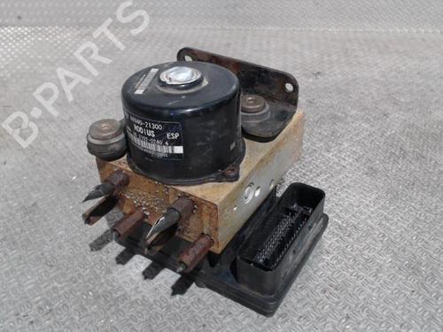 Used ABS pump SSANGYONG STAVIC 2.7 270 sXDi 4x4 (165 hp) 30484085