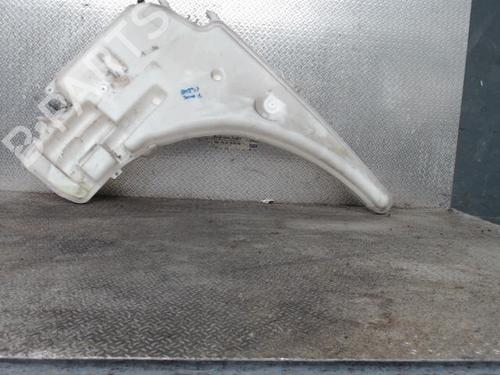 Used Windscreen washer tank Windscreen washer tank 24089819 24089819