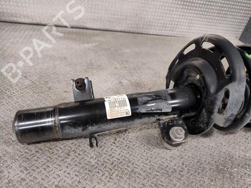 Used Right front shock absorber Right front shock absorber CITROËN C3 III (SX) 1.2 PureTech 82 (83 hp) 32715968 32715968