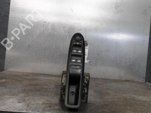 Used Left front window switch Left front window switch CITROËN C4 II (NC_) 1.6 HDi 115 (114 hp) 24089508 24089508