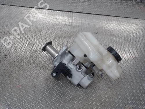 Used Brake master cylinder Brake master cylinder VW GOLF VII (5G1, BQ1, BE1, BE2) 2.0 R 4motion (310 hp) 24075863 24075863