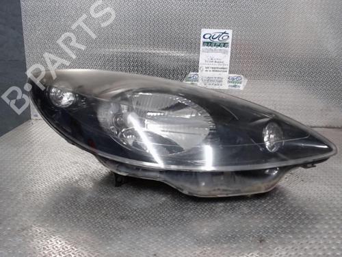 Used Right headlight Right headlight PEUGEOT 1007 (KM_) 1.4 HDi (68 hp) 24075689 24075689