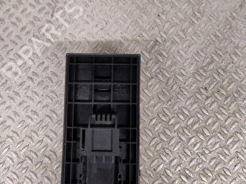 Used Left front window switch Left front window switch AUDI A3 Sportback (8PA) 2.0 TDI 16V (140 hp) 31055113 31055113