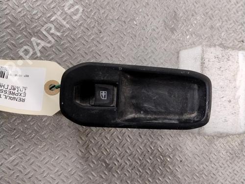 switch-renault-express-box-bodympv-2021-24303171 main image