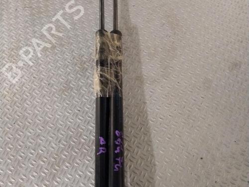 Used Tailgate lift support RENAULT CAPTUR II (HF_) E-TECH 145 (HFMU) (143 hp) 28685286