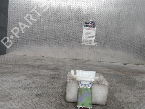 Used Heater resistor TOYOTA AYGO (_B1_) 1.0 (KGB10_, KGB10R) (68 hp) 24092653