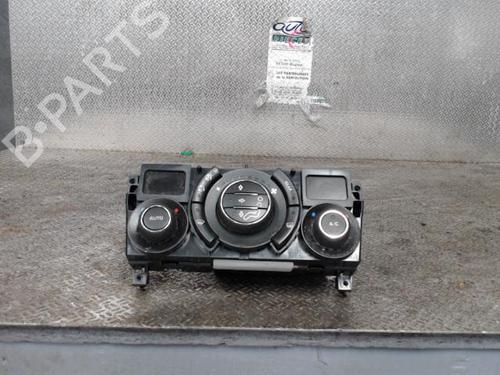 climate-control-peugeot-5008-0u_-0e_-2009-2010-2011-2012-2013-2014-2015-2016-2017-24087943 main image