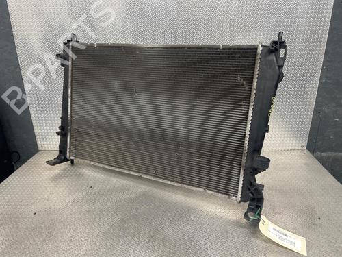 Used Water radiator Water radiator 39571747 39571747